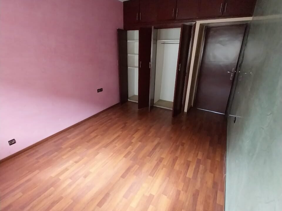 WhatsApp Image 2025-10-25 at 12.39.22 (1)