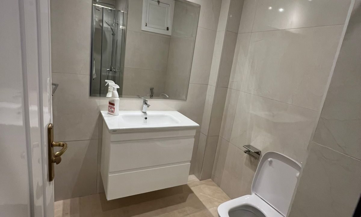 WhatsApp Image 2025-10-30 at 13.52.50 (1)