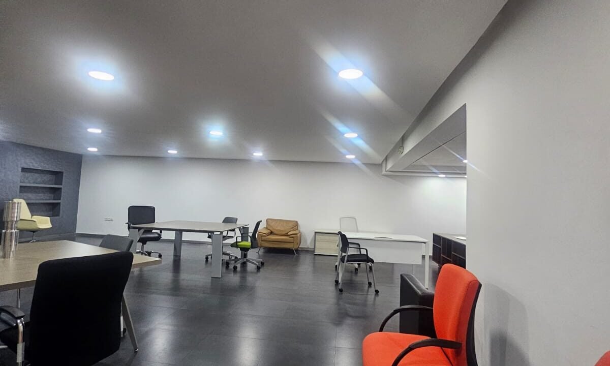 WhatsApp Image 2025-11-13 at 12.42.43 (1)