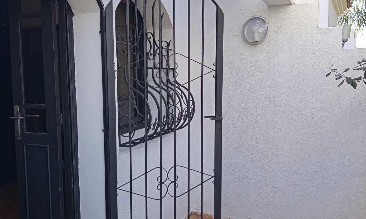 WhatsApp Image 2025-11-18 at 18.03.35 (4)