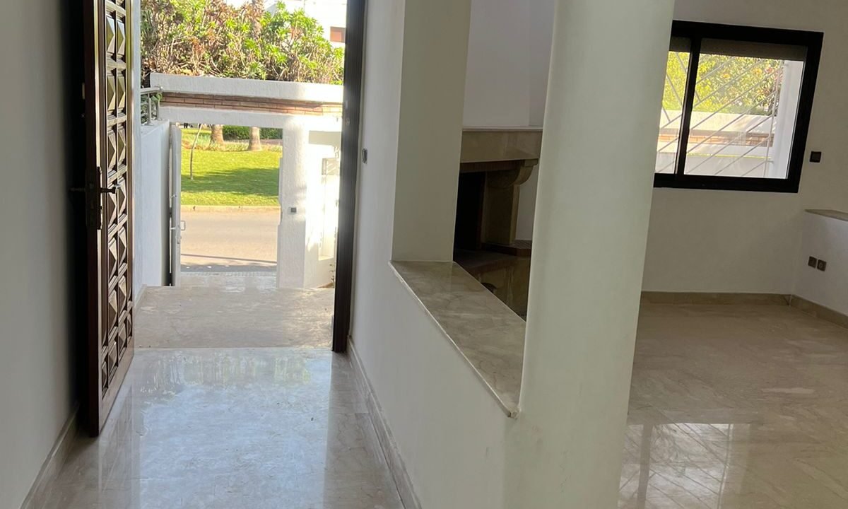 WhatsApp Image 2025-11-24 at 13.30.21 (1)