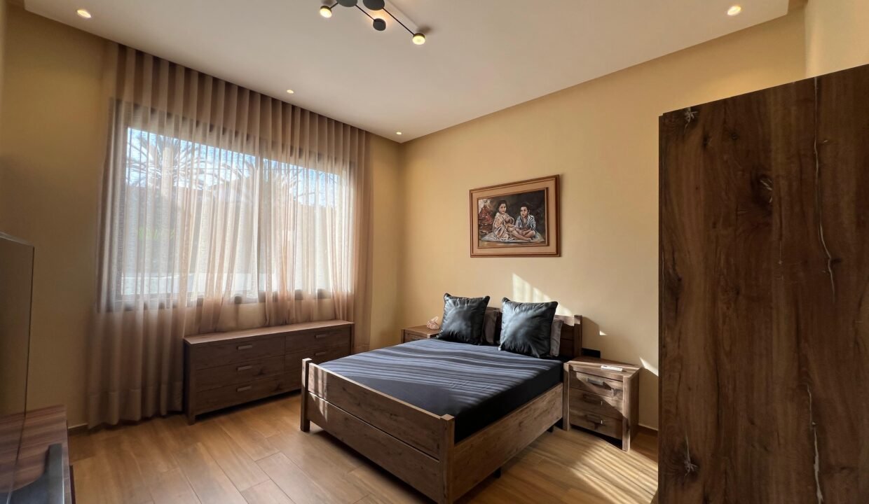 WhatsApp Image 2025-11-25 at 11.42.46 (2)