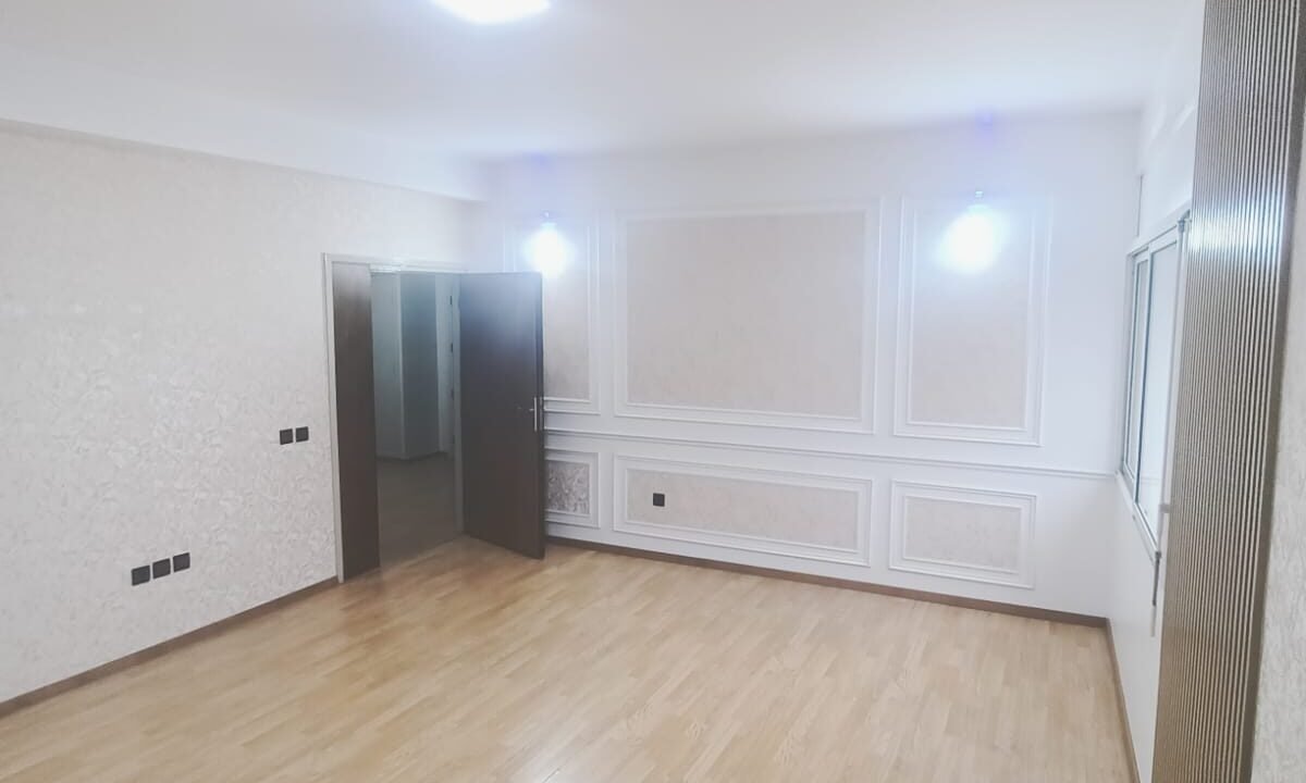 WhatsApp Image 2025-11-25 at 17.34.17