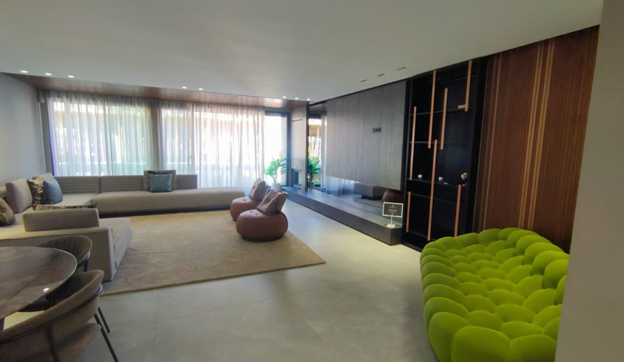 WhatsApp Image 2025-11-26 at 18.29.01 (1)