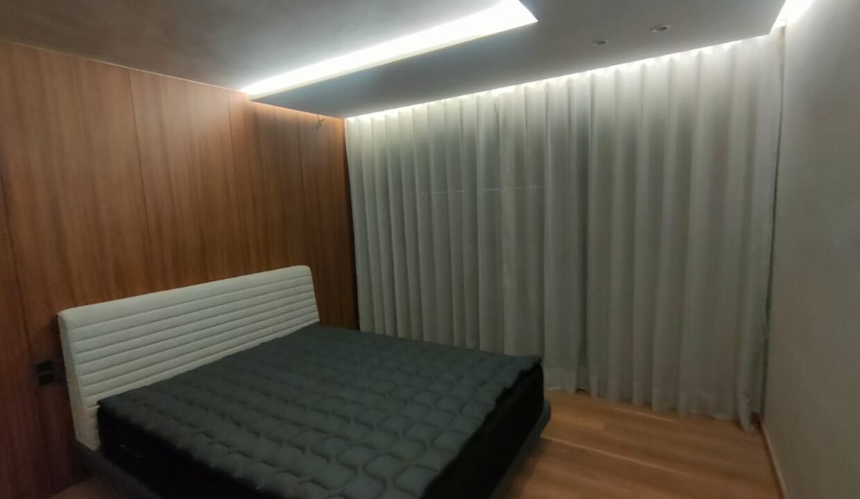 WhatsApp Image 2025-11-26 at 18.29.02