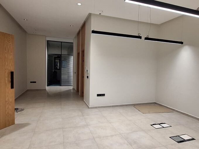 À VENDRE Appartement Usage Bureau à Tamesna