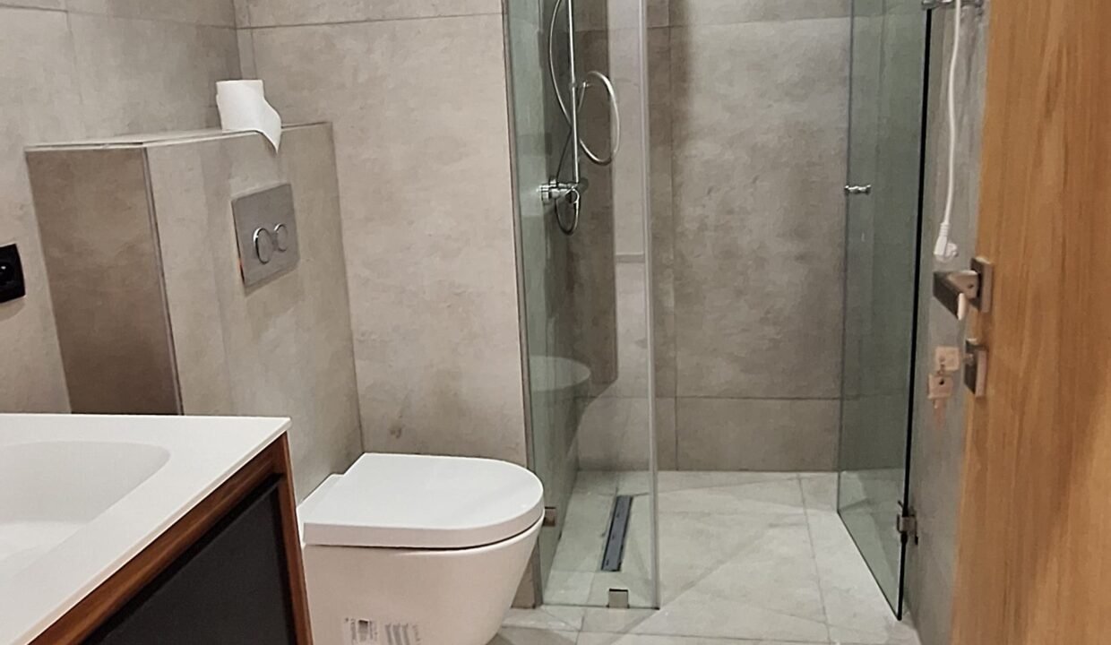 WhatsApp Image 2025-11-27 at 09.15.20 (4)