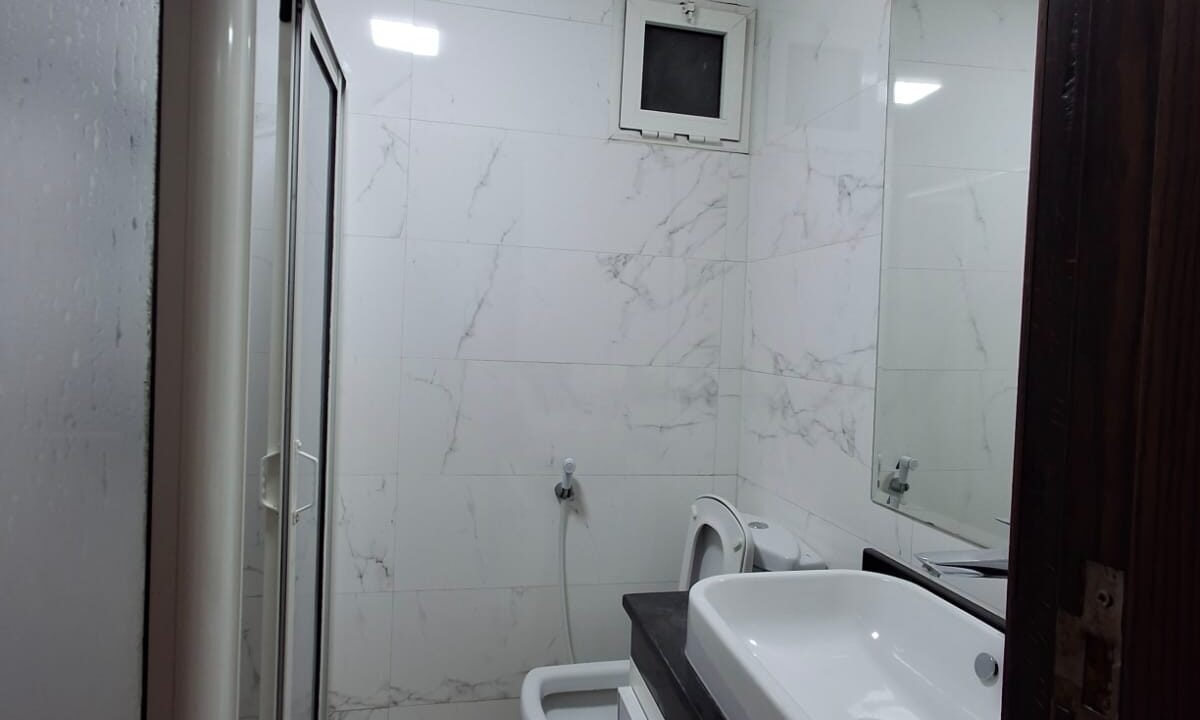 WhatsApp Image 2025-11-28 at 17.57.27