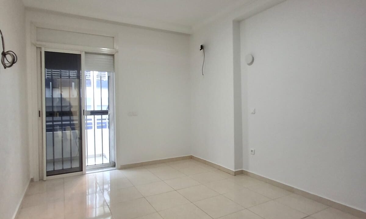 WhatsApp Image 2025-11-28 at 17.57.30