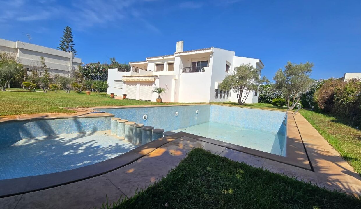 WhatsApp Image 2025-10-10 at 12.11.51(1)