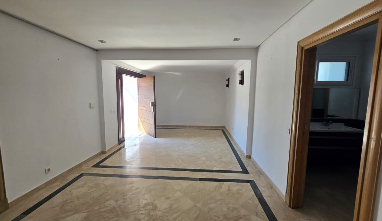 WhatsApp Image 2025-10-10 at 12.11.52(3)