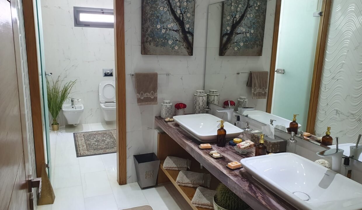 WhatsApp Image 2025-12-27 at 13.01.03(2)