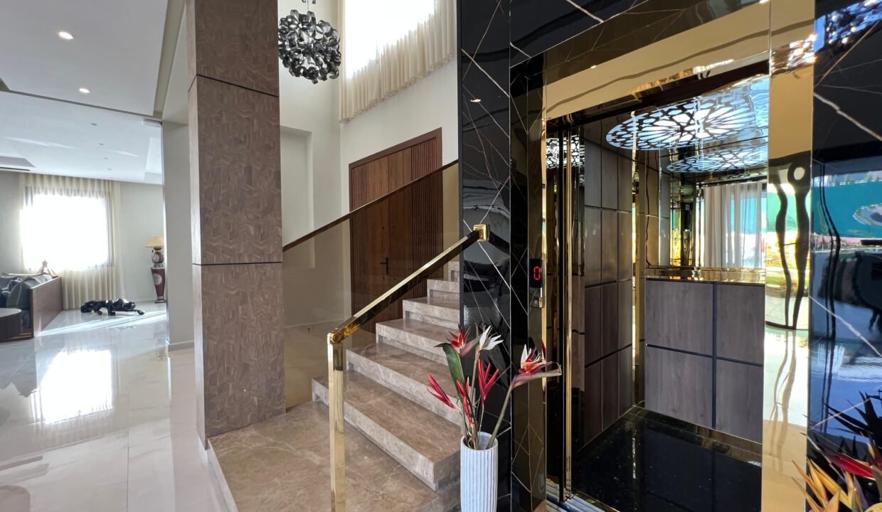 WhatsApp Image 2025-10-01 at 17.47.05