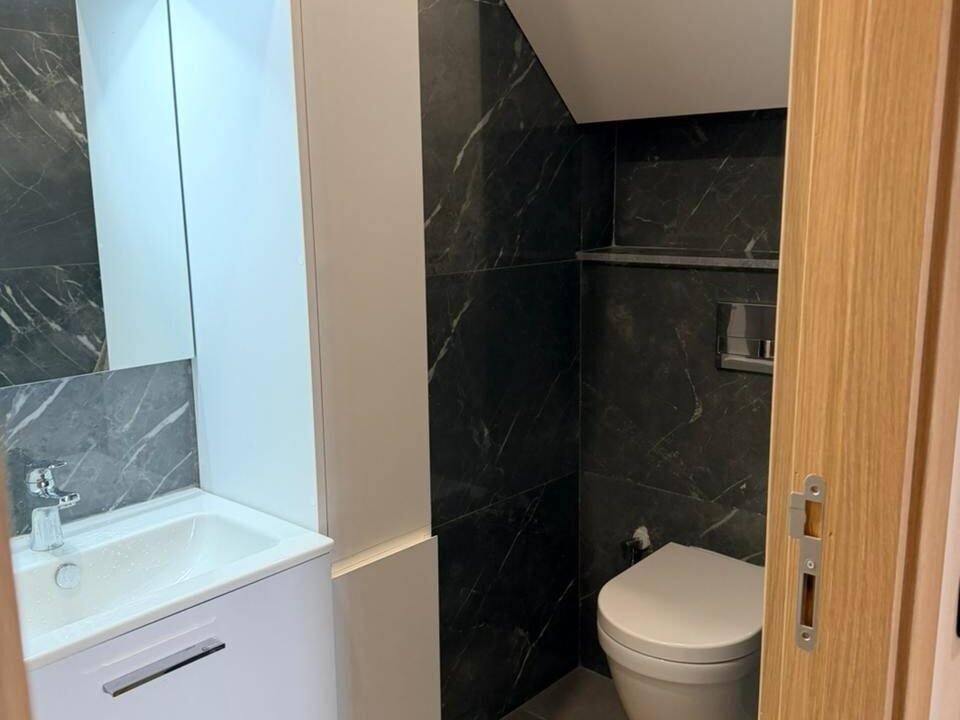 WhatsApp Image 2026-04-20 at 16.11.43 (1)